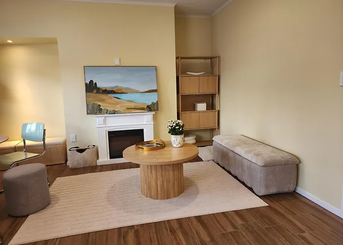 Entire Home In Greenlane
